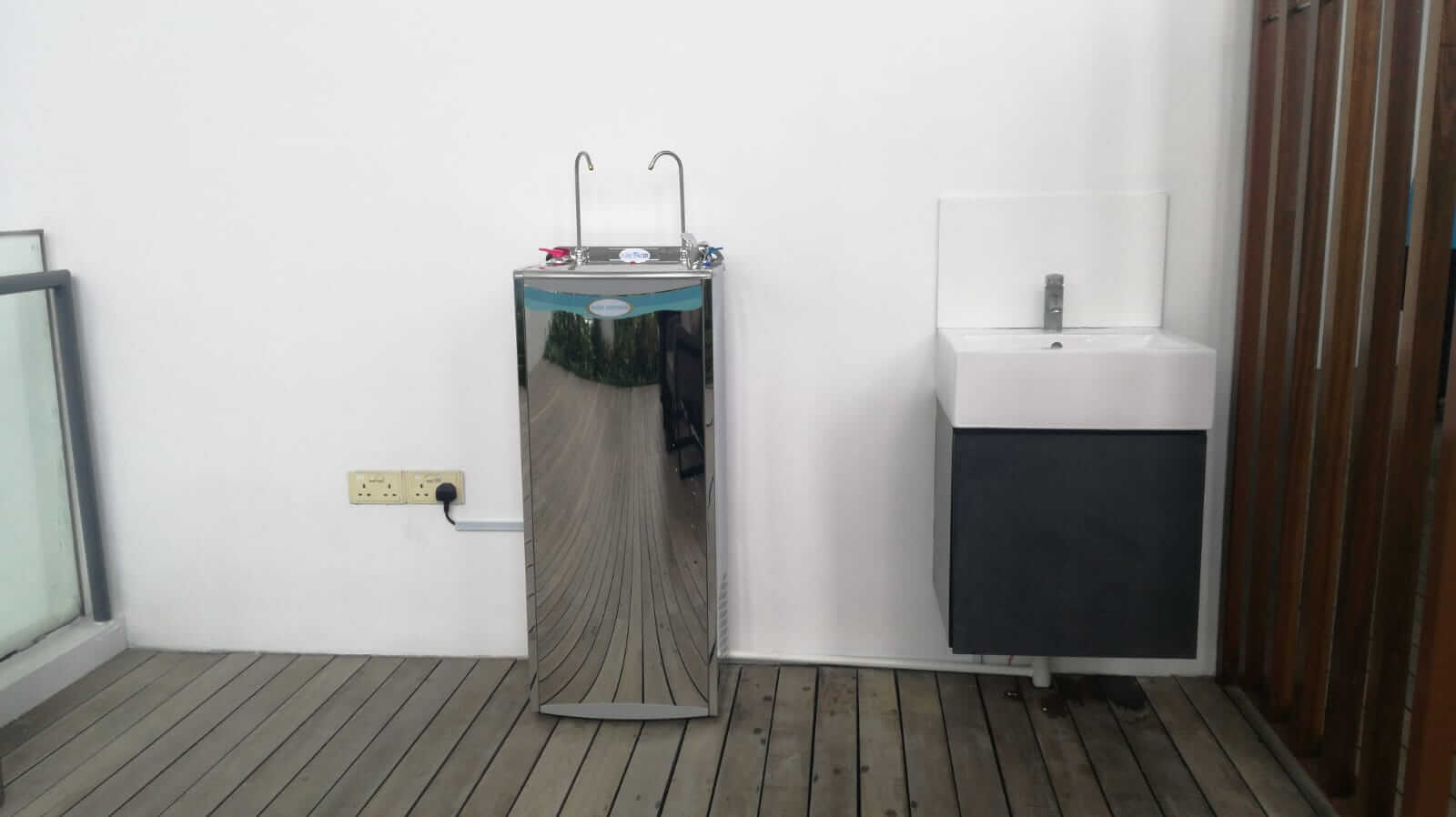 Water Cooler | Water Dispenser | Water Dispensers Singapore